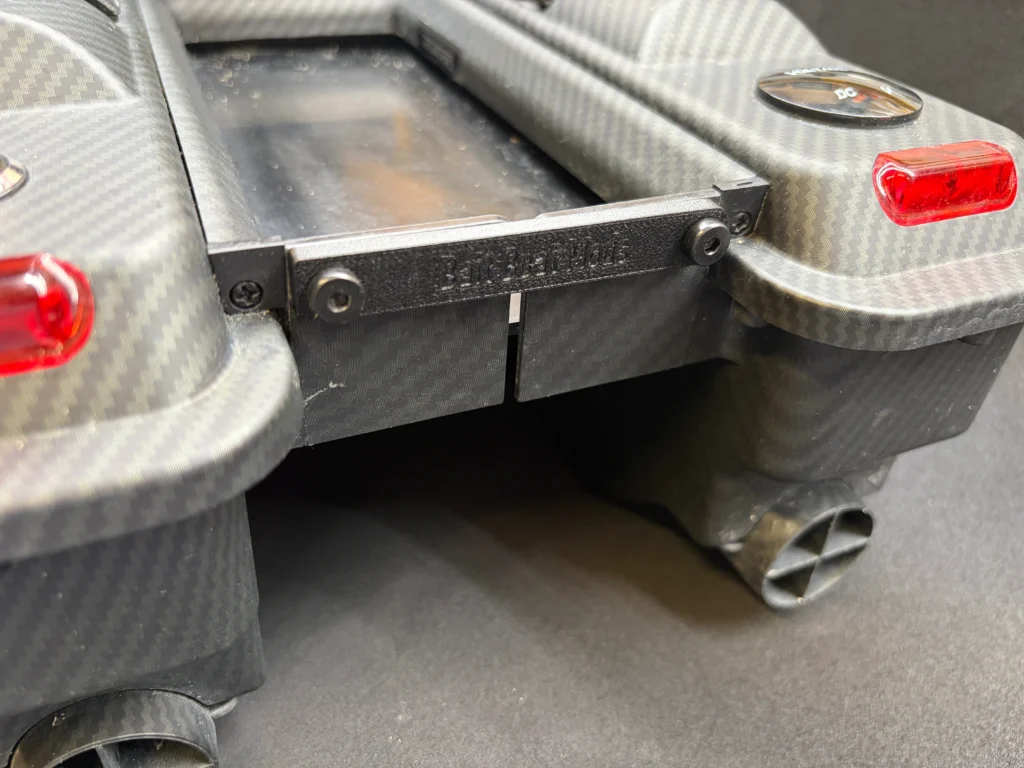 Hunter 750 -  Line securing arm (Pair)